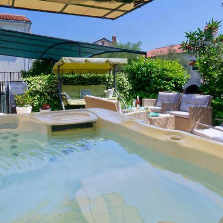Holiday Home Nevena By Rent Istria 부제 외부 사진