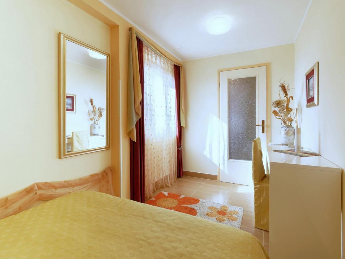 Holiday Home Nevena By Rent Istria 부제 외부 사진