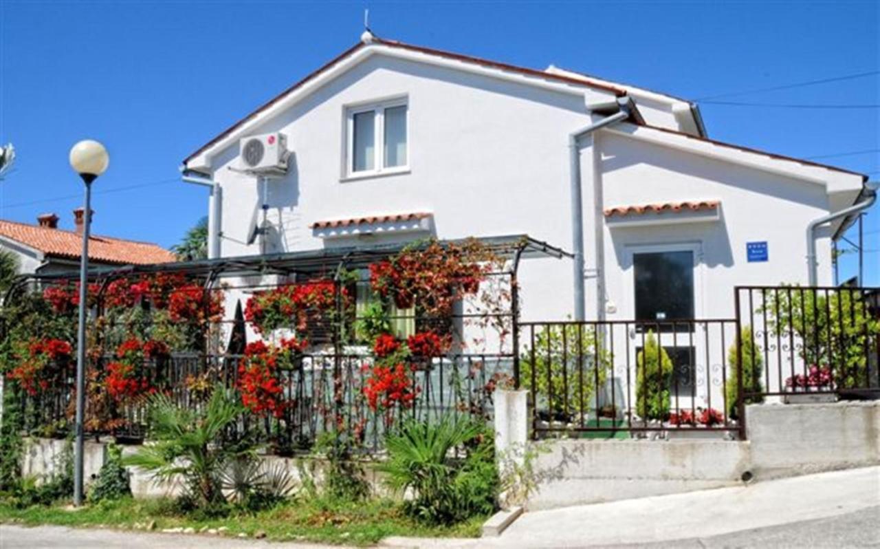 Holiday Home Nevena By Rent Istria 부제 외부 사진